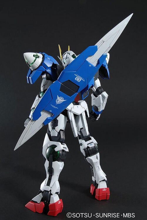 GUNDAM PG -13- GN-0000 + GNR-010 00 RAISER 1/60