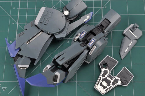 MADWORKS ETCHING PARTS -S16- MG FAZZ VER. KA + WATERSLIDE DECALS