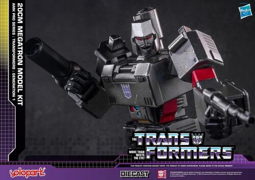 TRANSFORMERS GENERATION ONE AMK PRO SERIES 20cm MEGATRON MODEL KIT