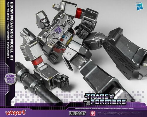 TRANSFORMERS GENERATION ONE AMK PRO SERIES 20cm MEGATRON MODEL KIT
