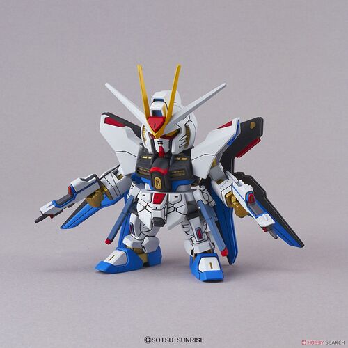 GUNDAM SD EX-STANDARD (006) - STRIKE FREEDOM