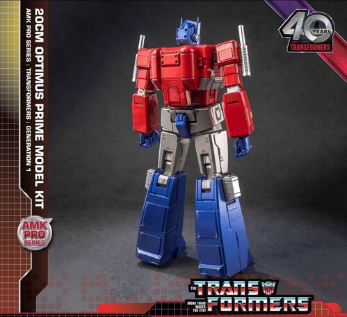 TRANSFORMERS GENERATION ONE AMK PRO SERIES 20cm OPTIMUS PRIME MODEL KIT