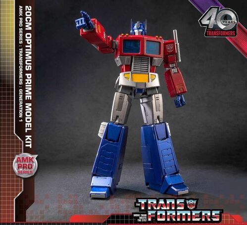 TRANSFORMERS GENERATION ONE AMK PRO SERIES 20cm OPTIMUS PRIME MODEL KIT