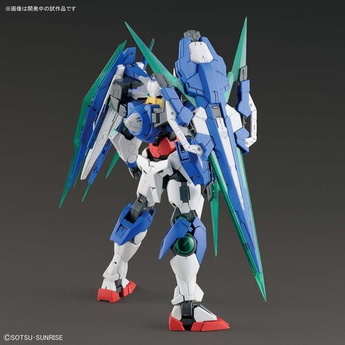 GUNDAM MG 00 - QAN[T] FULL SABER 1/100