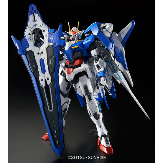 GUNDAM MG 00 - GN-0000+GNR-010/XN 00 XN RAISER 1/100